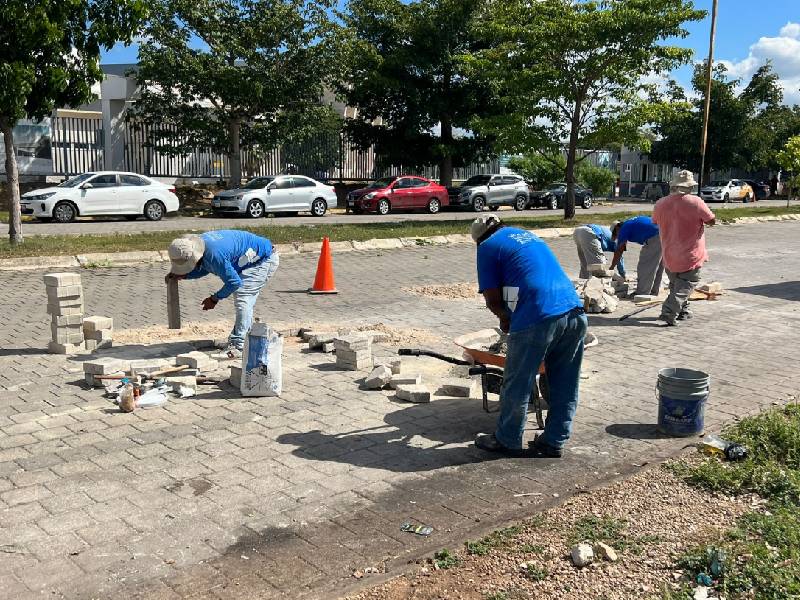 Avanza el programa de bacheo en Mérida y comisarías 