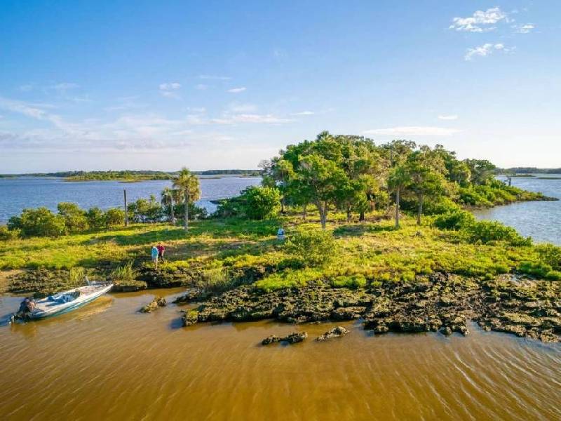 Empresario desvío fondos para el Covid -19 para comprar una isla privada