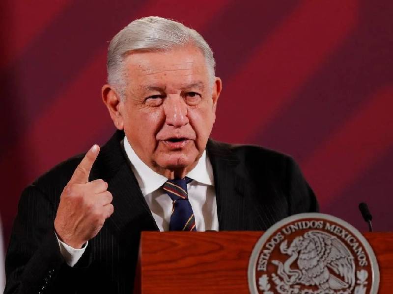 AMLO advierte sobre elecciones 2024 para no votar por “un arribista”