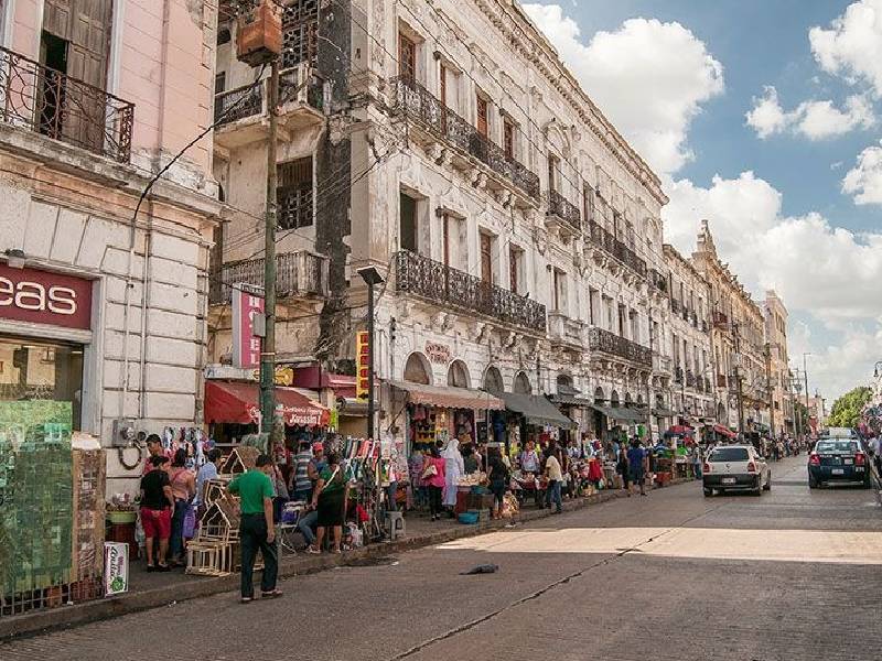 Colapsa movilidad en el centro de la ciudad