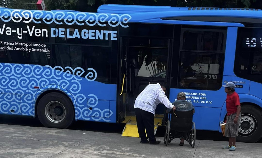 La ATY sanciona a un conductor de Va y Ven por dificultar el acceso a una madre y su hijo con discapacidad, reafirmando su compromiso con la movilidad incluyente.