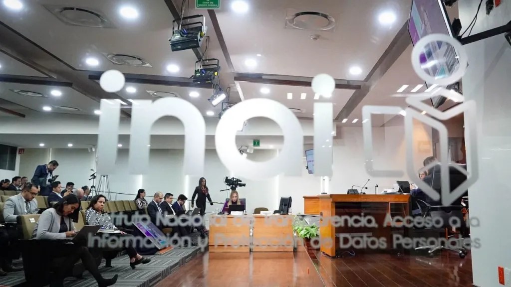 Cámara de Diputados aprueba la desaparición de organismos autónomos. Reforma pasa al Senado para su análisis y posible aprobación.