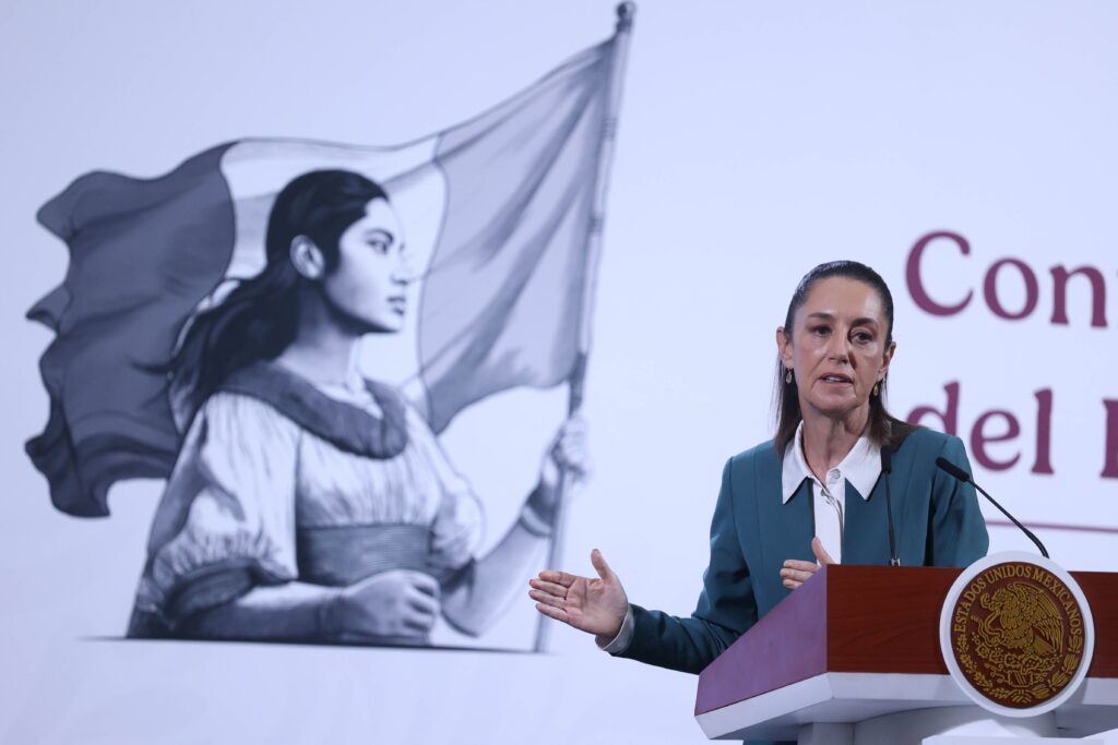 Claudia Sheinbaum buscará contacto con Trump tras su investidura. Presenta estrategia para atender a migrantes ante posibles deportaciones masivas.