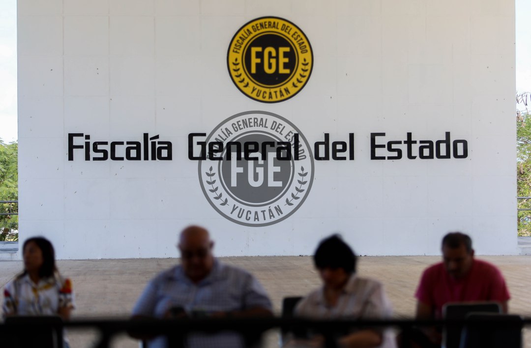 Detienen a un hombre acusado de golpear y amenazar a un adulto mayor en Mérida. La FGE lo imputa por tentativa de homicidio.