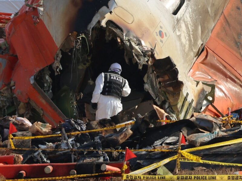 Últimos momentos del avión de Jeju Air en Corea del Sur: choque con pájaros, fallos en el tren de aterrizaje y un accidente fatal.