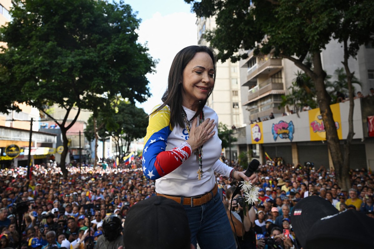 María Corina Machado, líder opositora venezolana, fue "liberada" tras ser "retenida por la fuerza" al final de una manifestación en Caracas.