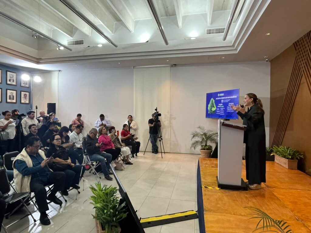 Foto: Tomás Matín/ Cecilia Patrón resuelve fallas en la página del predial, anuncia avances del Mérida Fest y recauda 40 millones de pesos en impuestos municipales.