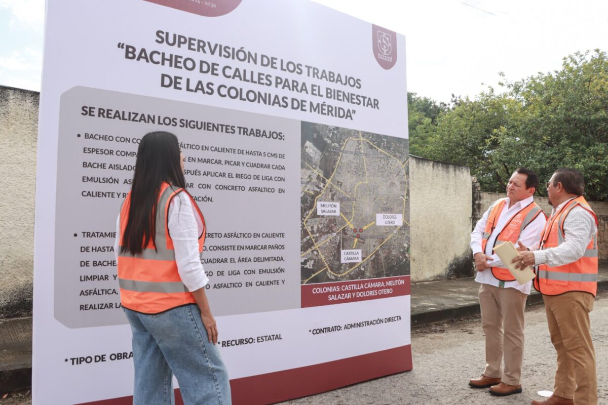 El Gobernador Joaquín Díaz Mena supervisa el avance del programa "Bacheo de calles para el Bienestar de Mérida", beneficiando a colonias del sur.