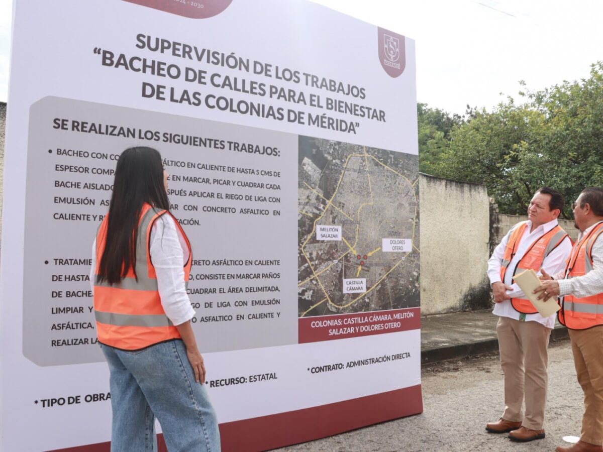 El Gobernador Joaquín Díaz Mena supervisa el avance del programa "Bacheo de calles para el Bienestar de Mérida", beneficiando a colonias del sur.