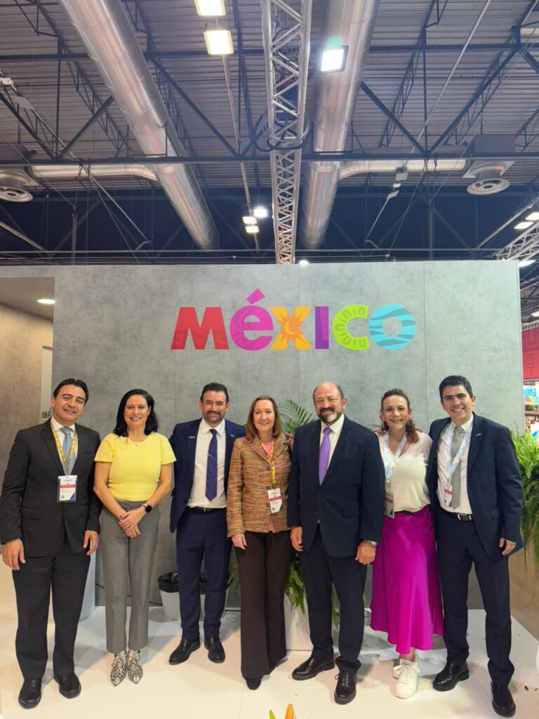 Yucatán brilla en Fitur 2025, atrayendo mayoristas de Europa con su riqueza cultural, arqueológica y natural. ¡Descubre su impacto en el turismo!