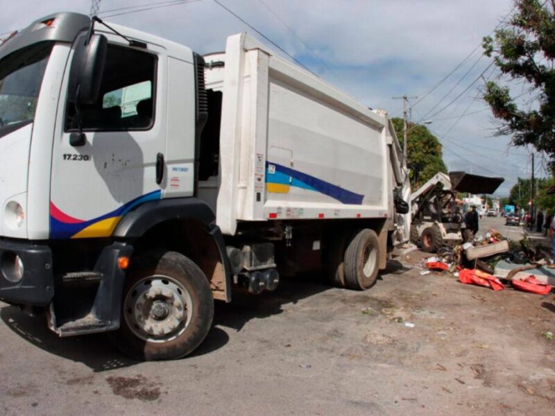 El Ayuntamiento de Mérida detectó al menos 20 predios con acumulación de basura, se analizan sanciones según el reglamento municipal.