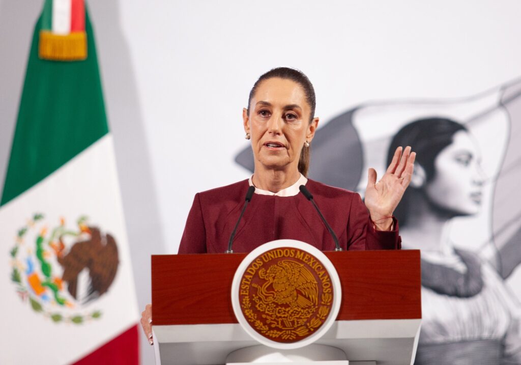 México analiza demandar a Google por renombrar el Golfo de México como "Golfo de América", afirmó la presidenta Sheinbaum en su conferencia matutina.