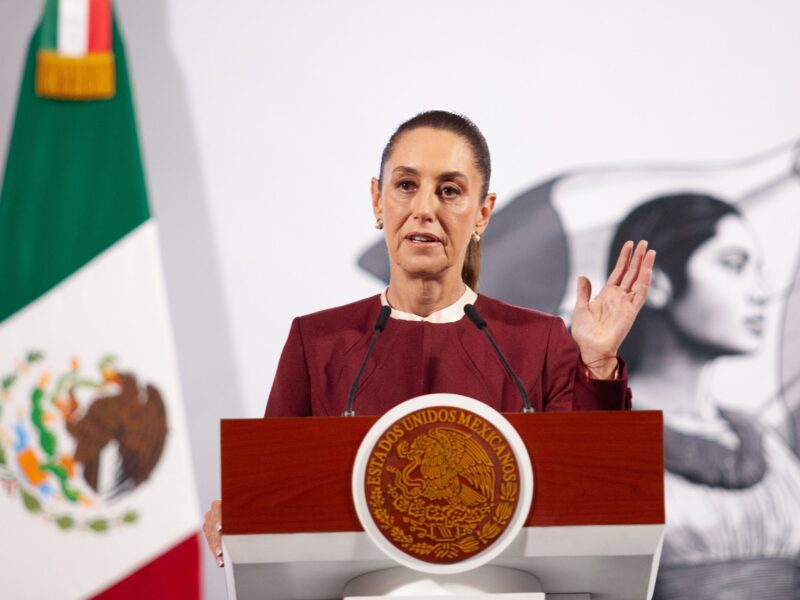 México analiza demandar a Google por renombrar el Golfo de México como "Golfo de América", afirmó la presidenta Sheinbaum en su conferencia matutina.