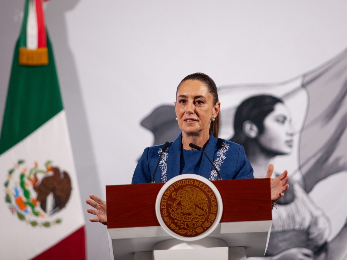 Claudia Sheinbaum afirmó que Morena debe decidir sobre la afiliación de Yunes Márquez. La mandataria prioriza la unidad del movimiento.