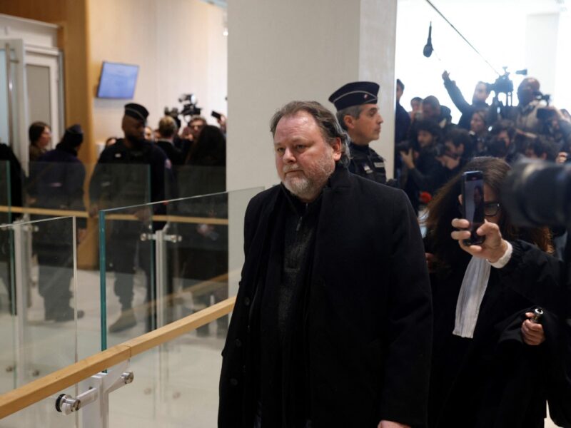 Christophe Ruggia es condenado por agredir sexualmente a Adèle Haenel, un caso clave en el movimiento #MeToo en Francia.