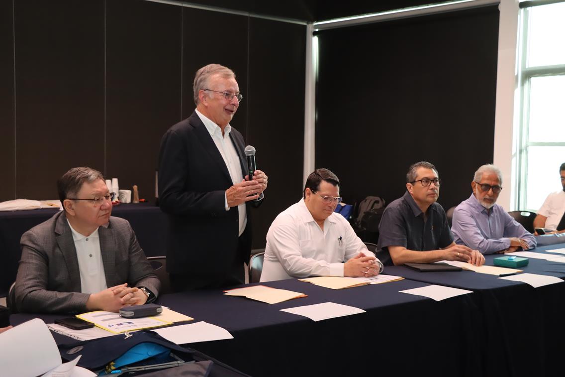 Mérida recibe a la AIUTA con expertos de 21 universidades para impulsar la educación e inclusión de adultos mayores en el aprendizaje global.