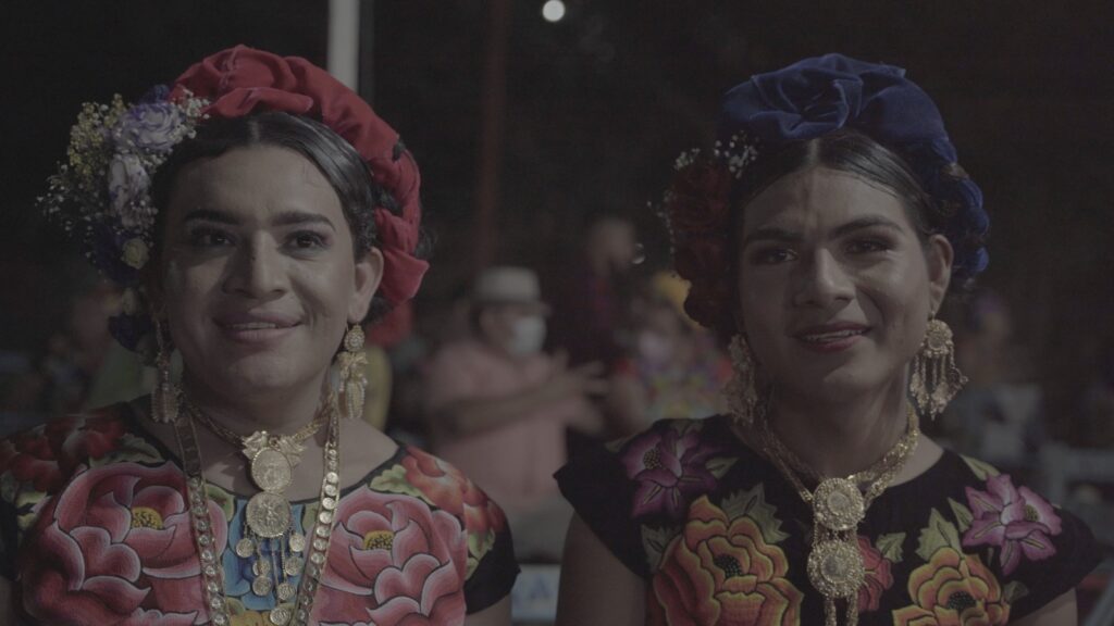 Descubre “Letanía para una Muxe´”, un documental que retrata con poesía la identidad, diversidad y resistencia en Juchitán.
