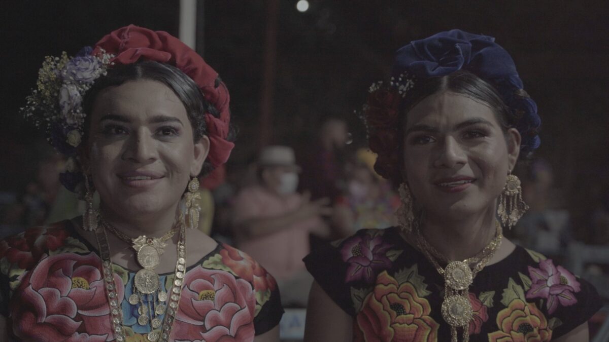 Descubre “Letanía para una Muxe´”, un documental que retrata con poesía la identidad, diversidad y resistencia en Juchitán.