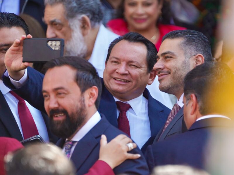 El gobernador Joaquín Díaz Mena participa en la conmemoración del CVIII aniversario de la Promulgación de la Constitución en Querétaro.