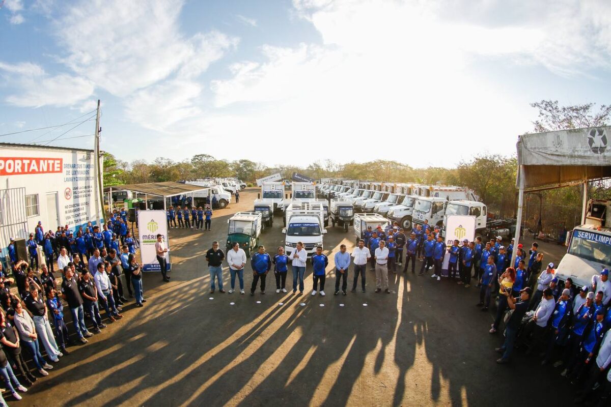 Cecilia Patrón refuerza la limpieza en Mérida con nuevas unidades de Servi-Limpia, mejorando el servicio en más de 63 rutas y 107 mil predios.