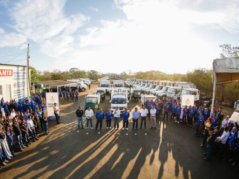 Cecilia Patrón refuerza la limpieza en Mérida con nuevas unidades de Servi-Limpia, mejorando el servicio en más de 63 rutas y 107 mil predios.