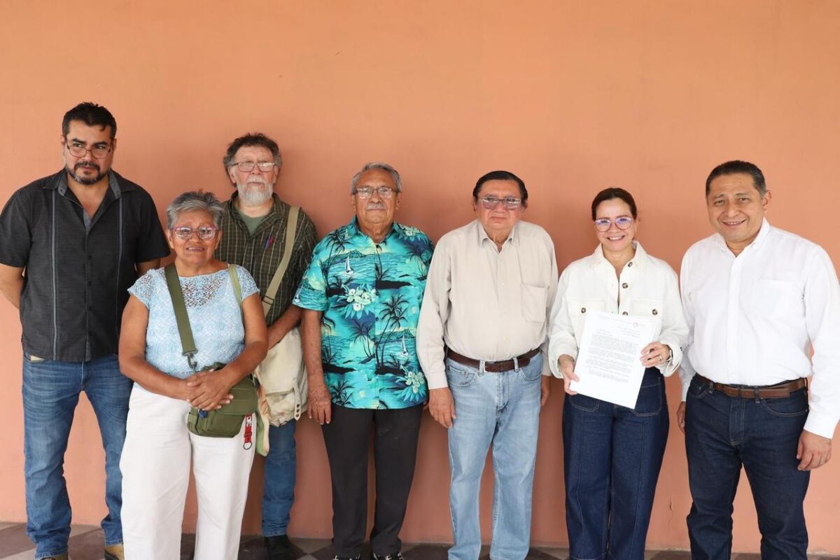 El Ayuntamiento de Mérida analiza propuesta para erigir un monumento en honor a Efraín Calderón Lara, "El Charras", luchador social.