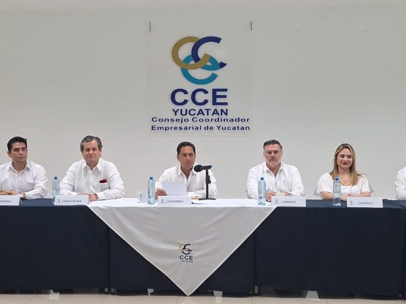 Emilio Blanco asume la presidencia del CCE Yucatán, enfocándose en la unidad empresarial, la transparencia y el desarrollo económico de la región.