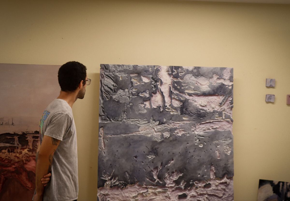 La Universidad de las Artes de Yucatán (UNAY) abre convocatoria 2025 para TSU, licenciaturas y maestrías en diversas disciplinas artísticas.