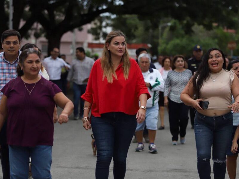 Cecilia Patrón lanza el botón "Alerta Segura" en Mérida para atender emergencias 24/7 en espacios públicos y proteger a mujeres y ciudadanos.