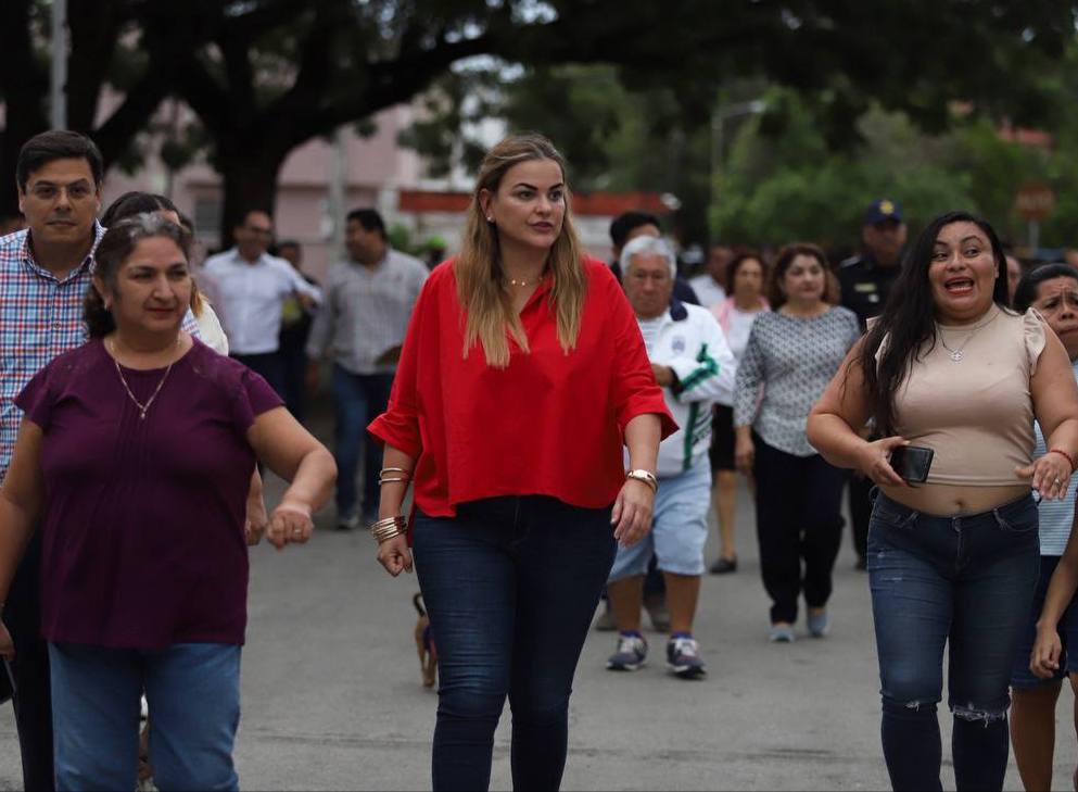 Cecilia Patrón lanza el botón "Alerta Segura" en Mérida para atender emergencias 24/7 en espacios públicos y proteger a mujeres y ciudadanos.