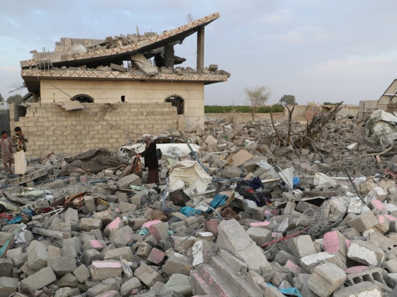 Ataques israelíes en Gaza dejan al menos 121 muertos, según la Defensa Civil palestina; mayoría de víctimas son mujeres y niños.