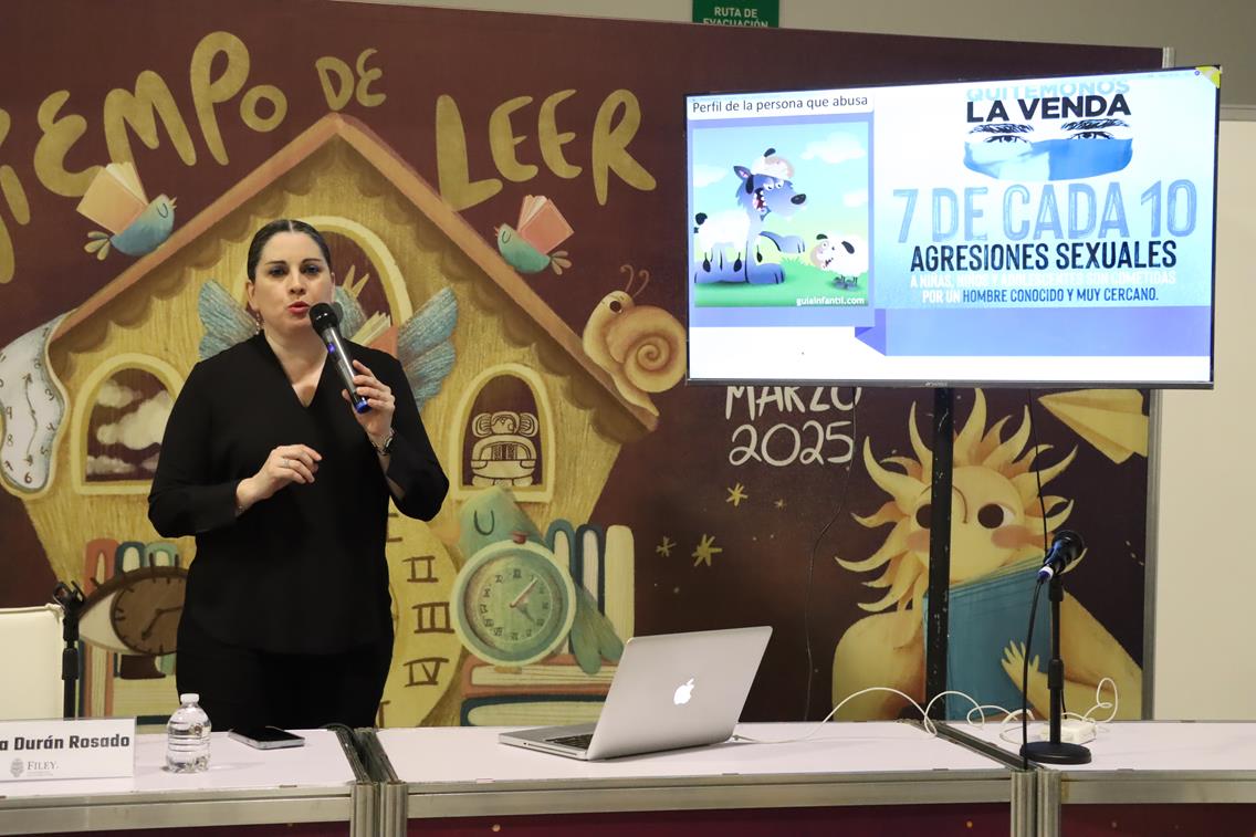 La UADY destaca la importancia de la educación sexual en la prevención del abuso infantil en la FILEY 2025, promoviendo el autocuidado.