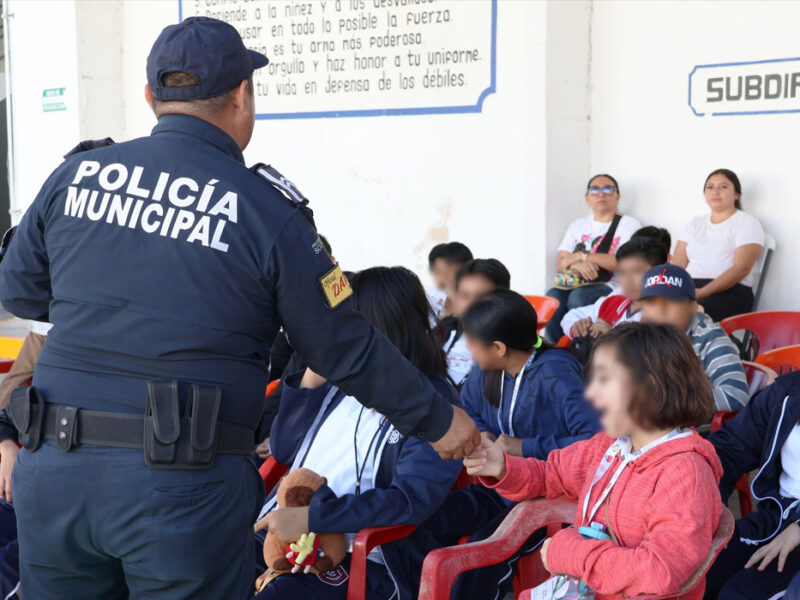Realizan 150 acciones semanales en escuelas de Mérida para prevenir adicciones en jóvenes, con apoyo de la Policía Municipal y el programa D.A.R.E.