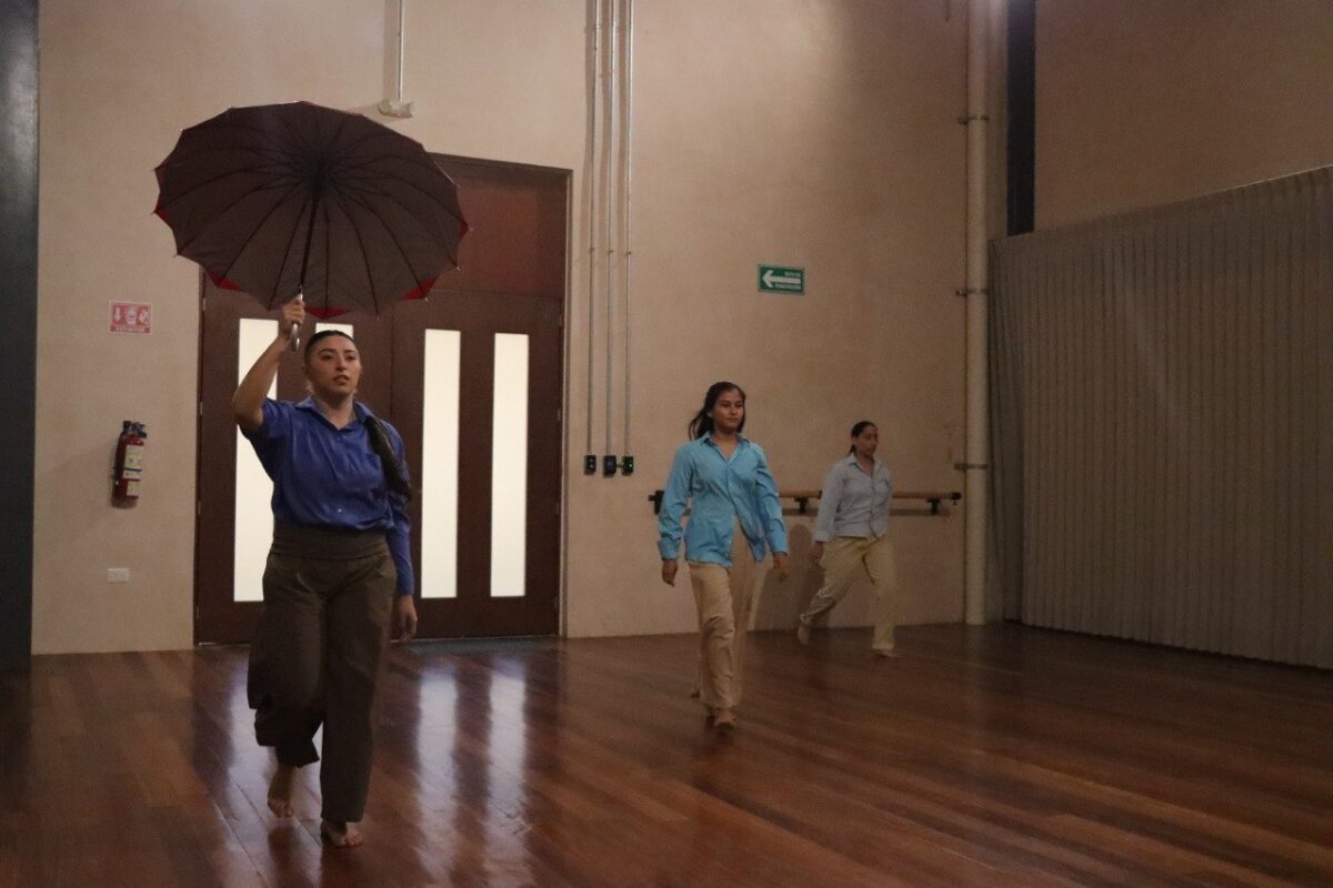 El Gobierno de Yucatán, a través de la UNAY, presenta un programa de arte y cultura en la FILEY 2025, con exposiciones, teatro, danza y más.