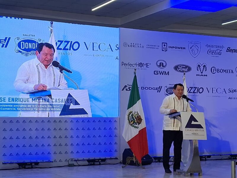 Díaz Mena lamenta incidente con maestros en Yucatán y anuncia mesas de diálogo y foros regionales para atender sus demandas educativas.