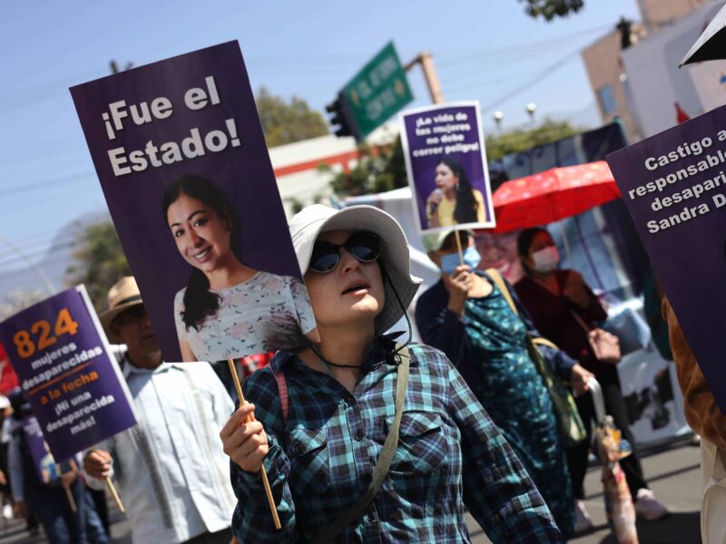 Confirman el hallazgo sin vida de la activista Sandra Domínguez y su esposo en Veracruz, tras meses de búsqueda. Fiscalía continúa investigación.