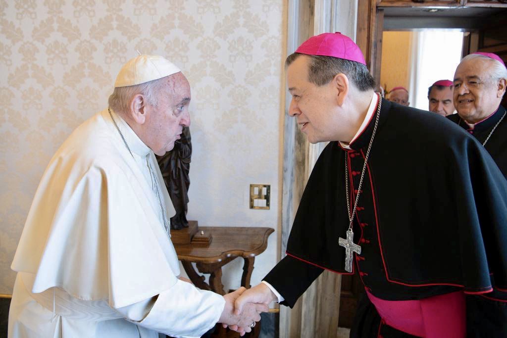 El Arzobispo de Yucatán emite mensaje tras la muerte del Papa Francisco y convoca misa especial en la Catedral de Mérida.