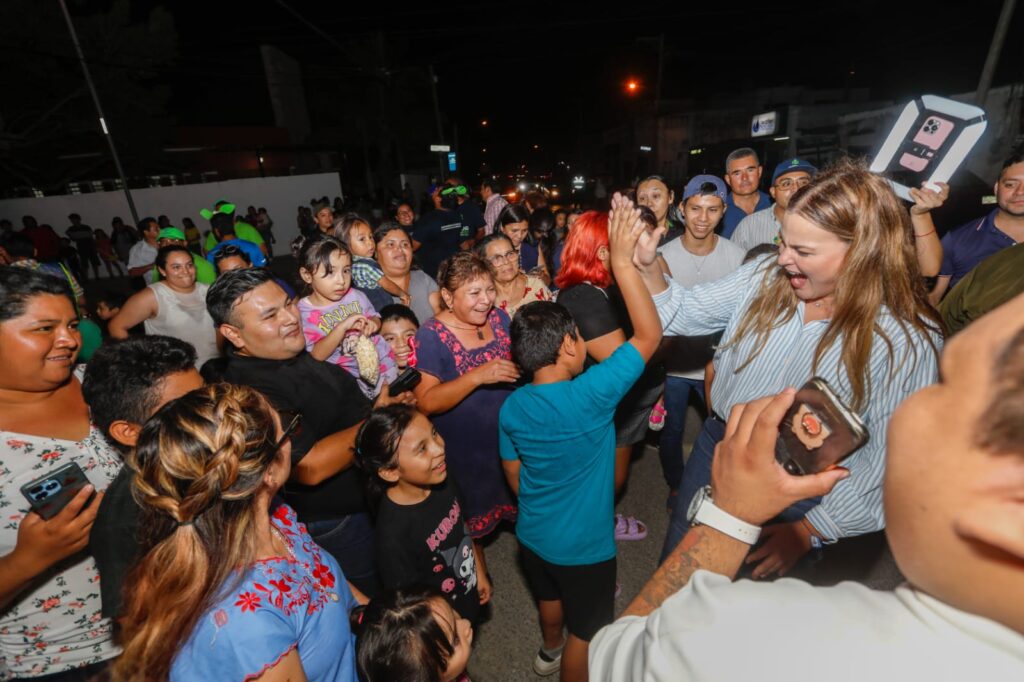 Celebra Cecilia Patrón a la niñez meridana en cada rincón de la ciudad