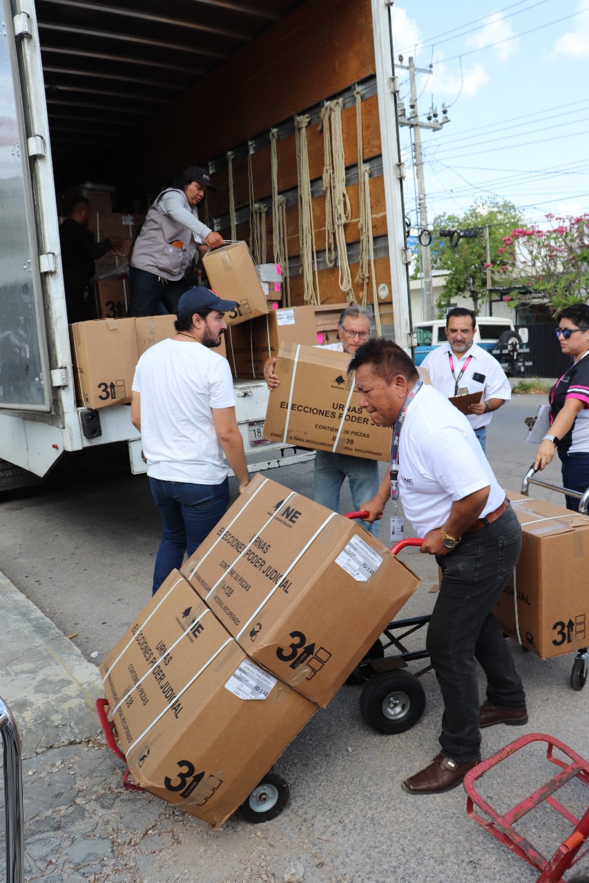 Ya llegó el material electoral para elecciones del 1 de junio en Yucatán. Consulta candidatos en “Conóceles, Practica y Ubica” del INE.