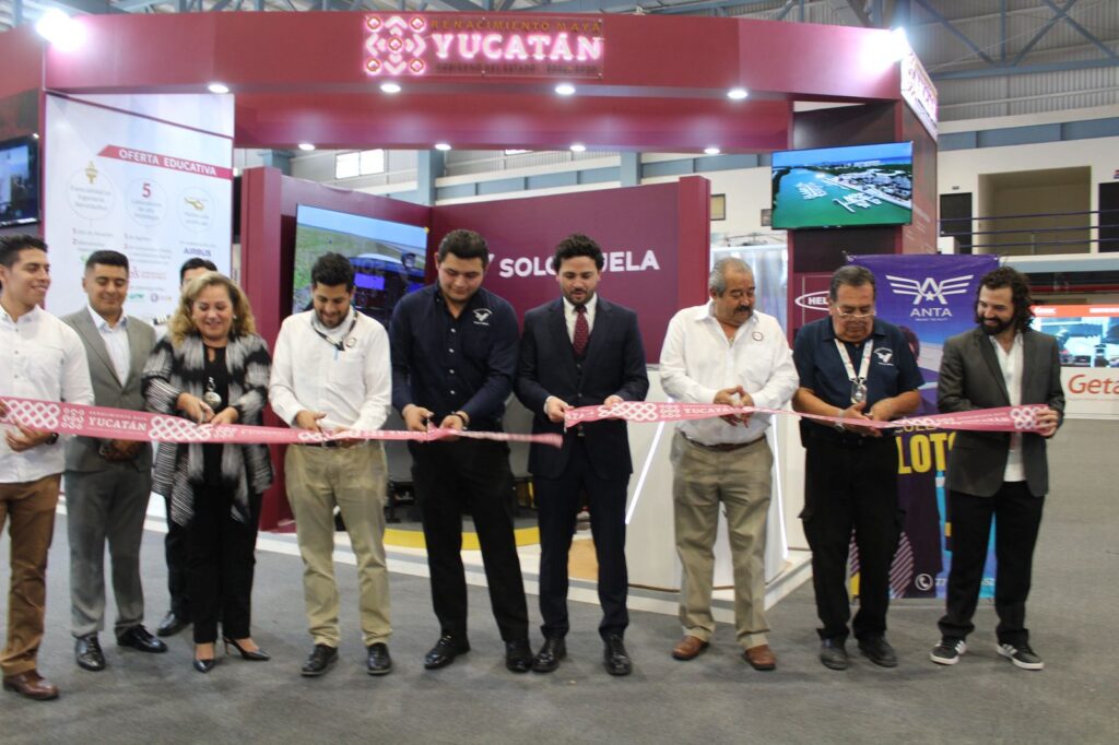 Yucatán inicia con éxito su participación en la Feria Aeroespacial Mexicana