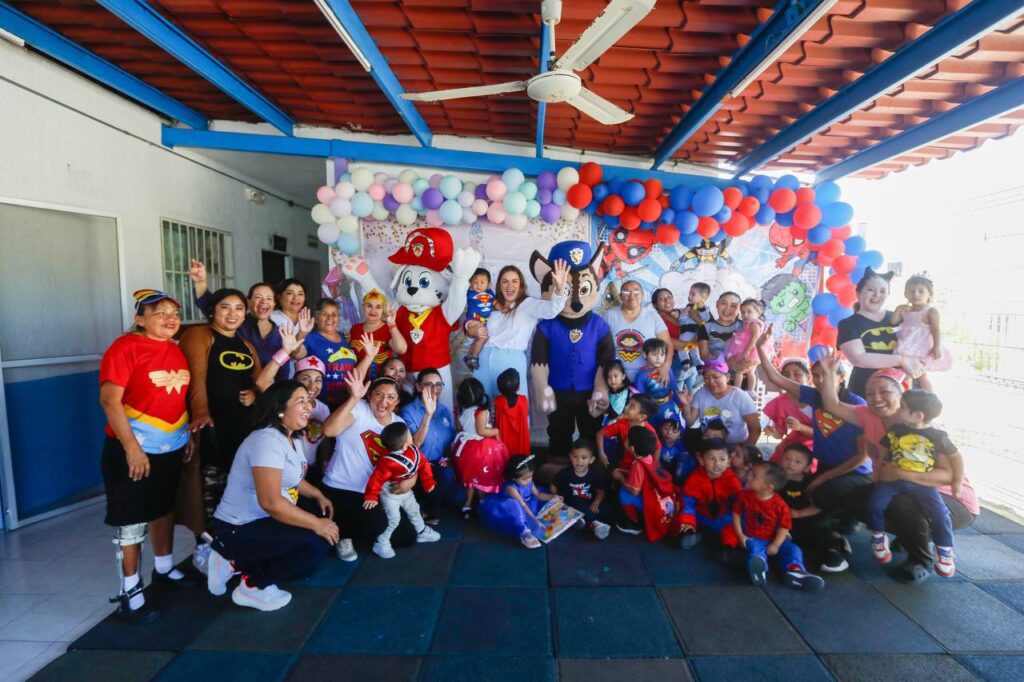 Celebra Cecilia Patrón a la niñez meridana