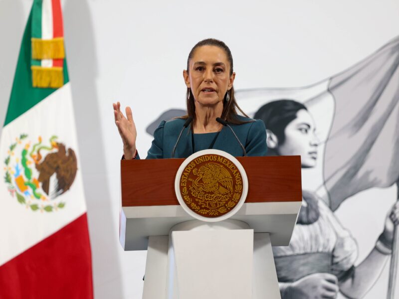 Sheinbaum informa que se investiga si fue error humano o mecánico el choque del buque Cuauhtémoc en Nueva York.