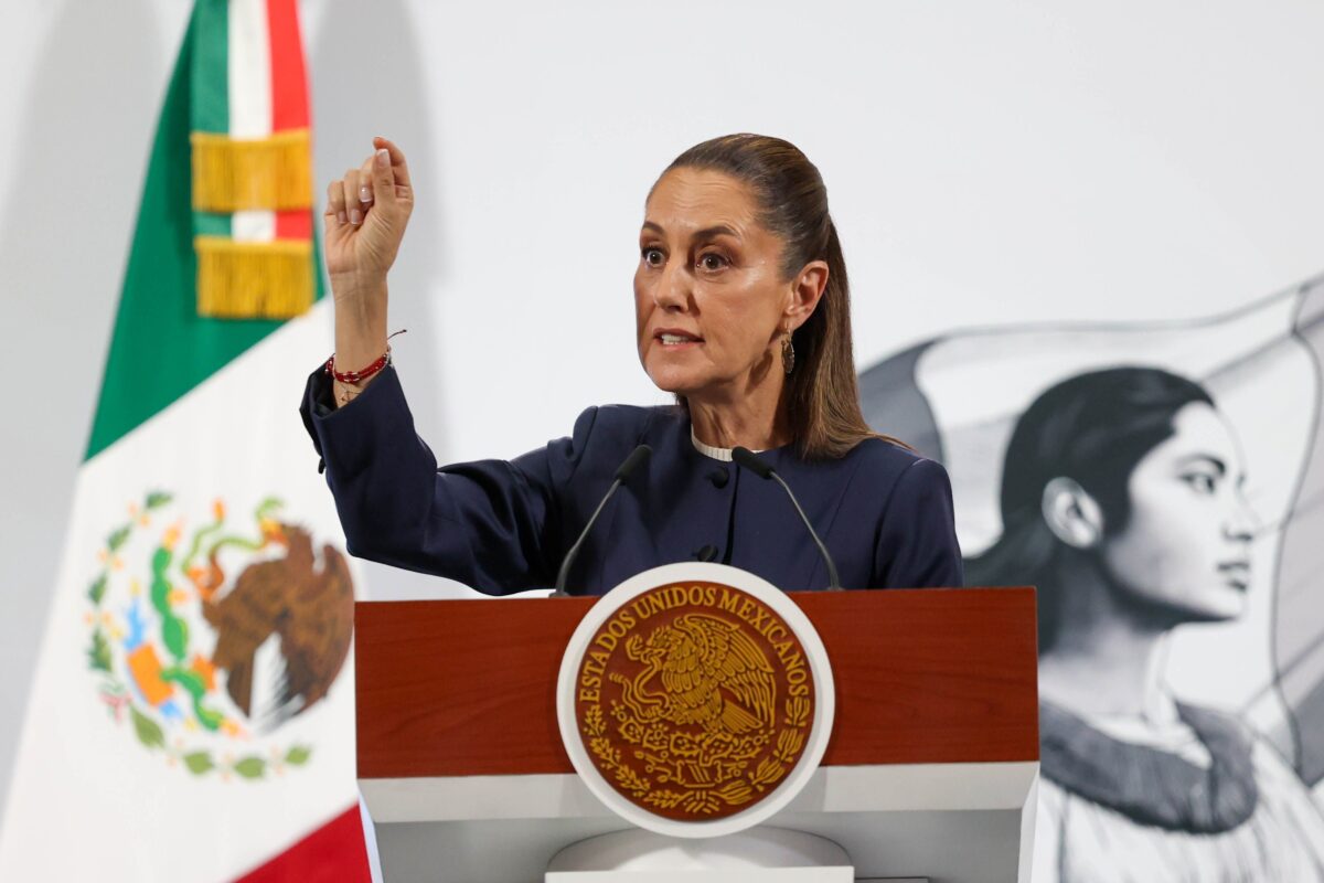 Claudia Sheinbaum critica a la CNTE por intentar boicotear la elección judicial del 1 de junio, comparándolos con la derecha.