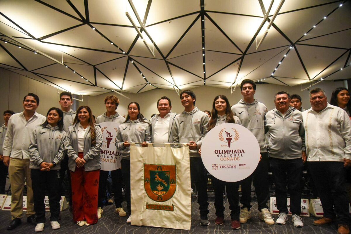 Abanderan a la delegación de Yucatán que participará en la Olimpiada Nacional 2025 con más de 900 deportistas.