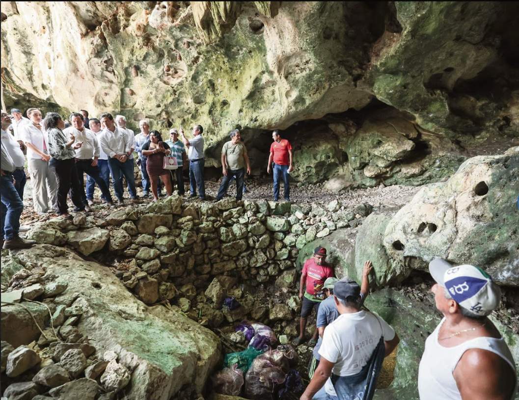 La limpieza de cenotes en Yucatán retiró 390 kg de basura en Sanahcat como parte de una estrategia para conservar estos cuerpos de agua.