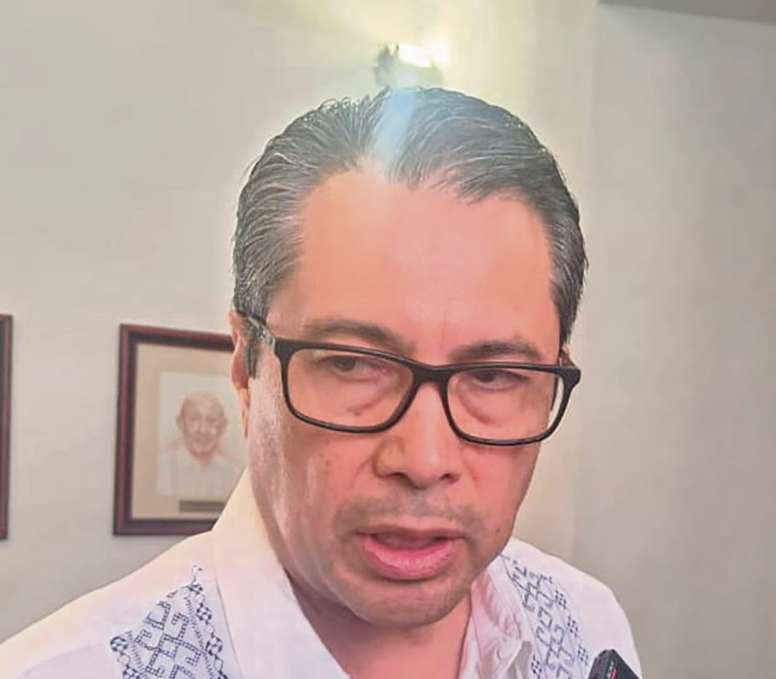 Disminuye deserción un 10% en preparatorias de la UADY