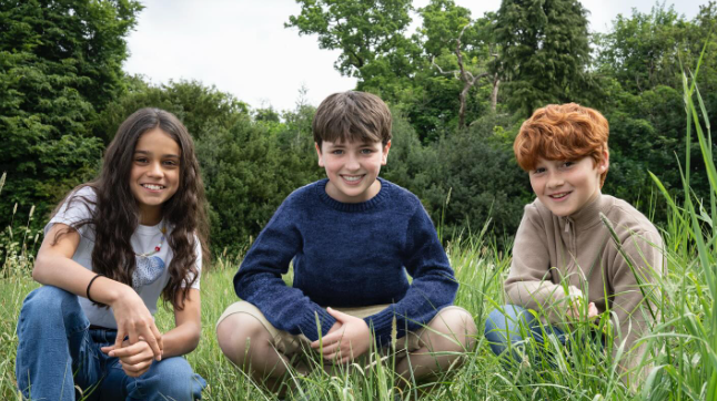 HBO confirma elenco principal de la serie de Harry Potter con Dominic McLaughlin, Arabella Stanton y Alastair Stout como protagonistas.