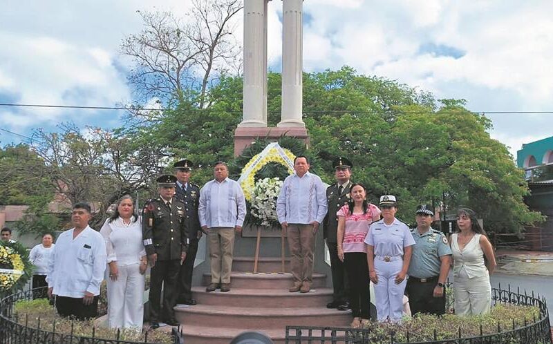 Autoridades reconocen el compromiso de los maestros