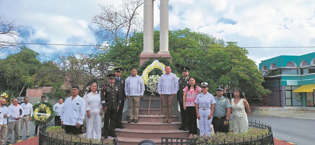 Autoridades reconocen el compromiso de los maestros