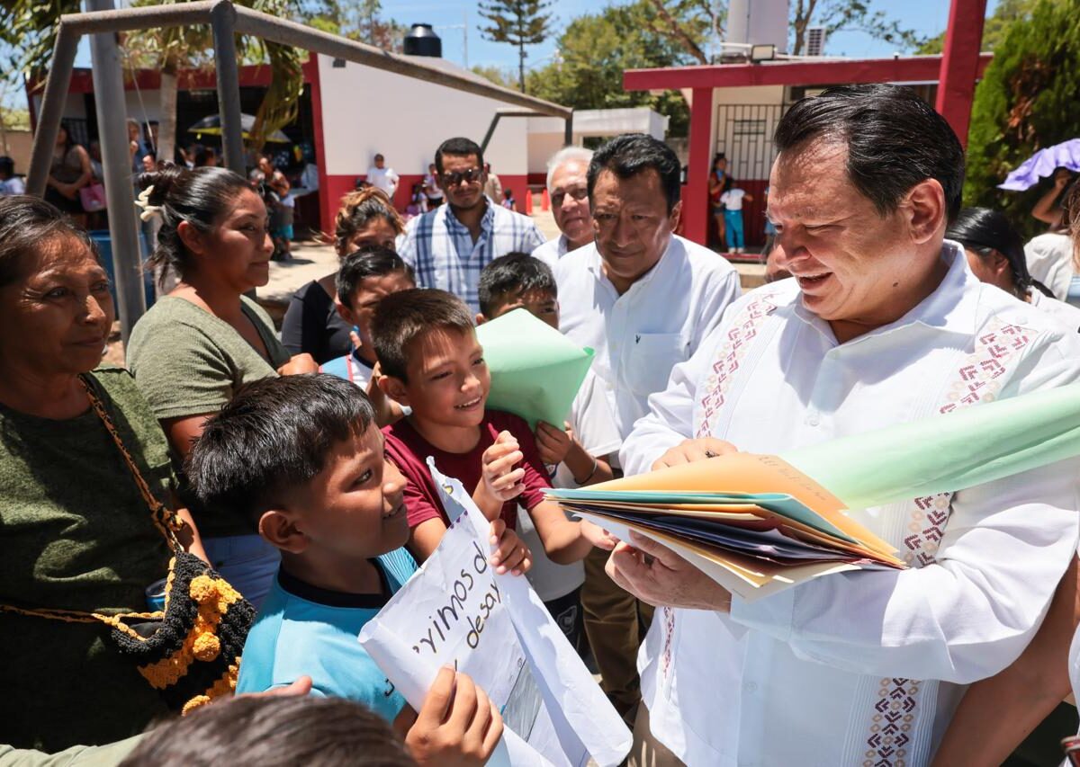 Renacimiento Maya invierte más de 20 mdp en escuelas del sur de Mérida para mejorar la educación y combatir desigualdades.
